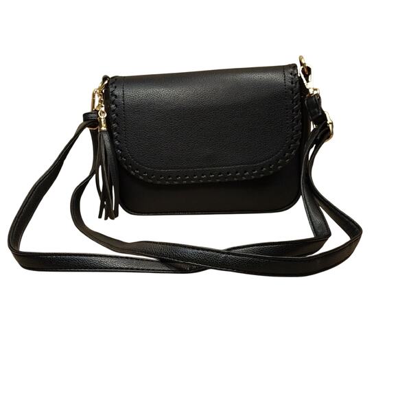 NWOT Elegant Faux Leather Fringe Casual Cute Black Crossbody Bag Purse - Picture 1 of 12